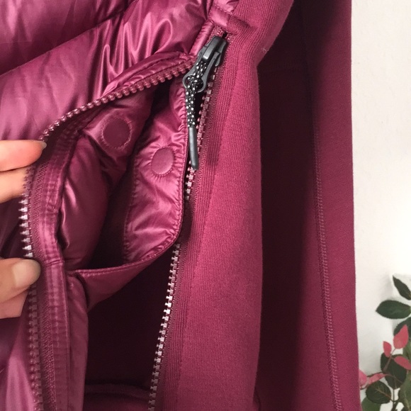 Nike Tech Fleece Aeroloft Down Bomber Jacket - Picture 3 of 8